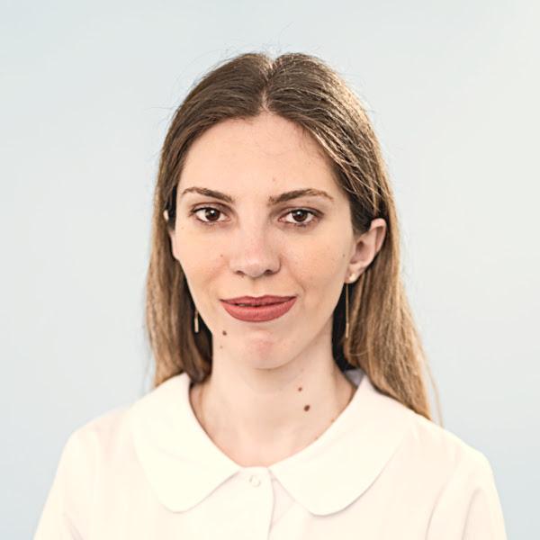Dr. Matcaşu Ioana